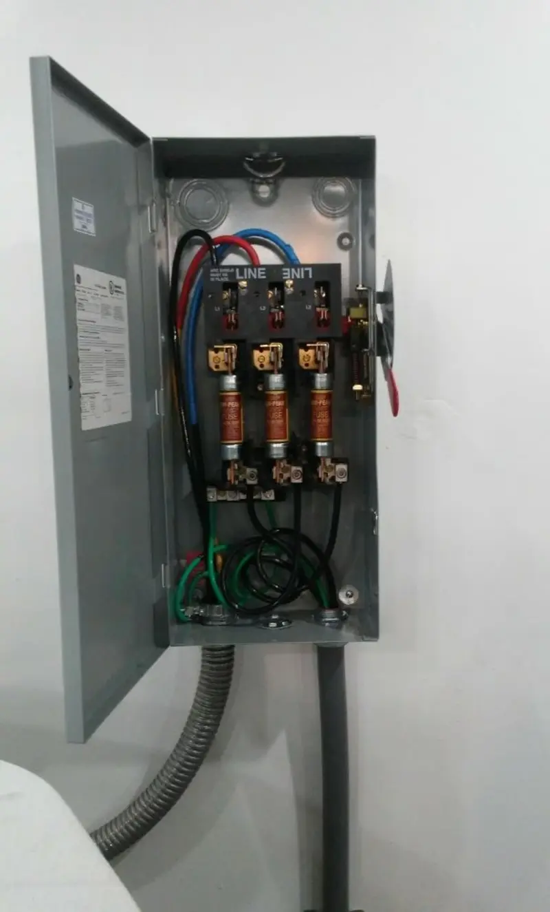 Three-phase disconnect switch installed for Electrical Wiring & Rewiring in Hillandale